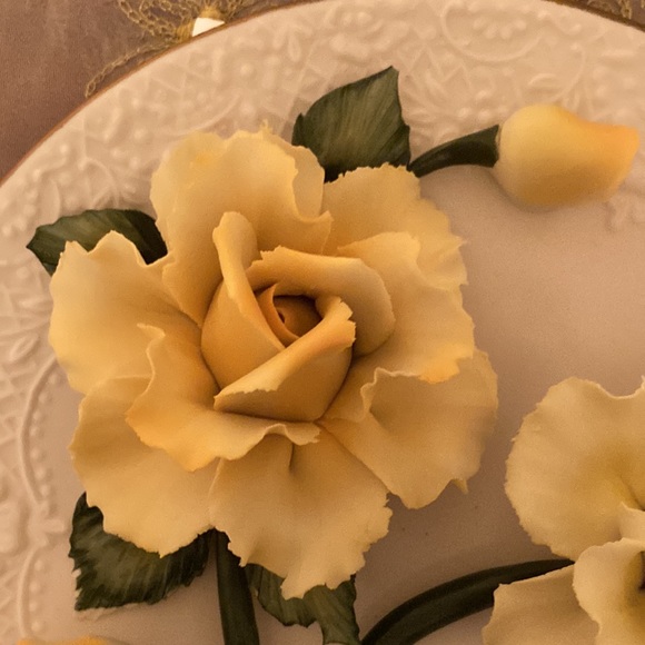 The Roses Of Capodimonte Limited Edition - Picture 3 of 10